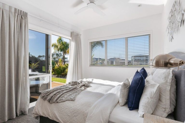 Photo of property in 46 Cassinia Close, Papamoa Beach, Papamoa, 3118