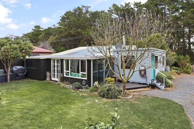 Photo of property in 5 Moana Street, Aramoana, Port Chalmers, 9082