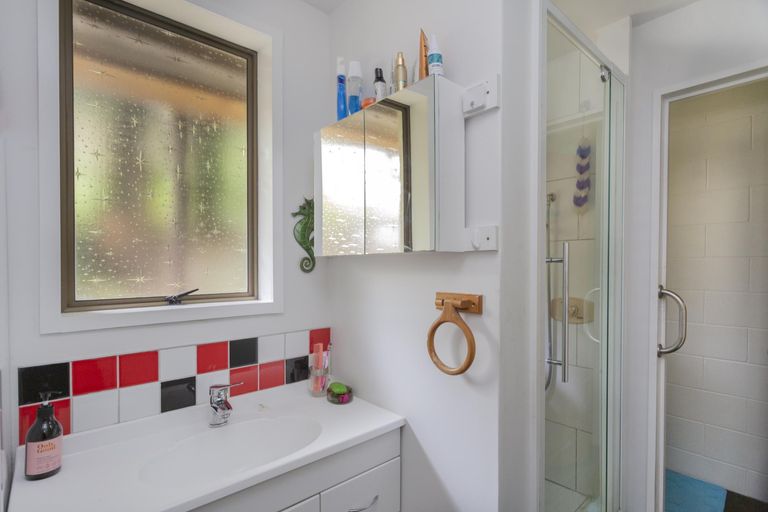 Photo of property in 15 Lune Street, South Hill, Oamaru, 9400