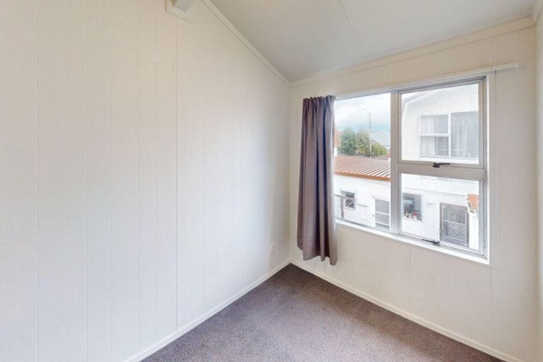 Photo of property in 118a Featherston Street, Palmerston North, 4410