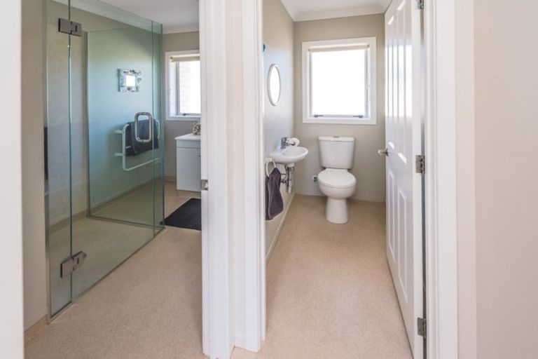 Photo of property in 12 Gilligan Close, College Estate, Whanganui, 4500