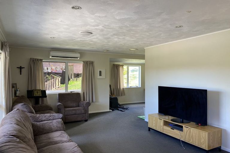 Photo of property in 59 Waitakere Road, Waitakere, Auckland, 0816