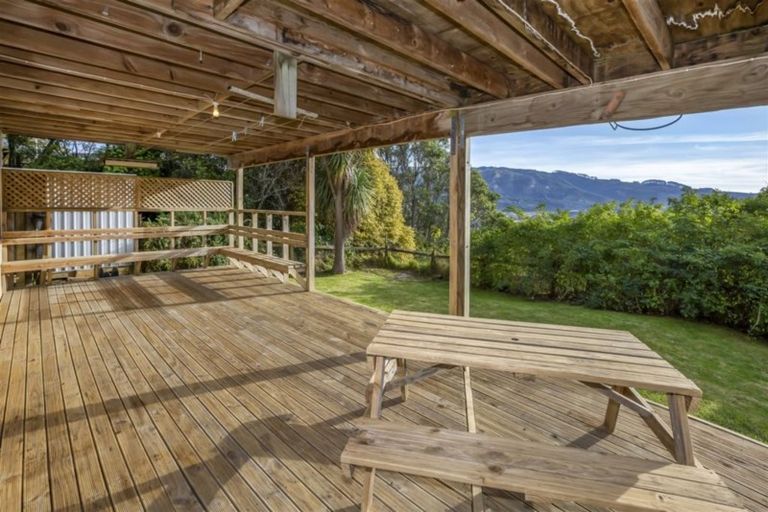 Photo of property in 40 Ernest Street, Ranui, Porirua, 5024