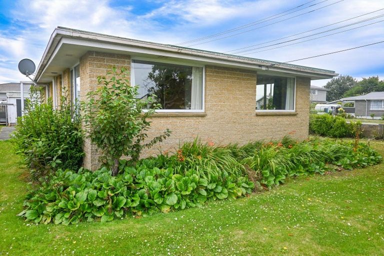 Photo of property in 121 Robertson Street, Gore, 9710