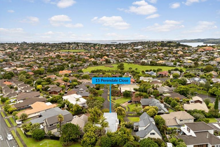 Photo of property in 15 Perendale Close, Somerville, Auckland, 2014