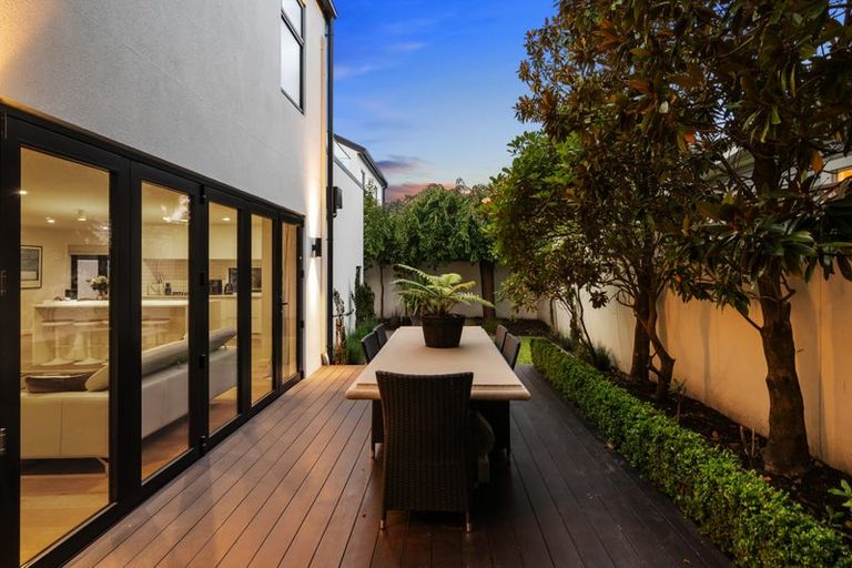 Photo of property in 65b Rugby Street, Merivale, Christchurch, 8014