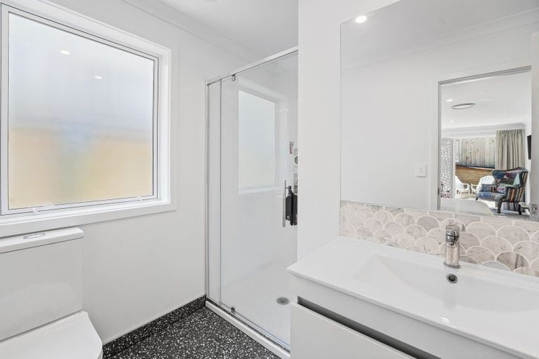 Photo of property in 4 Herring Place, Omokoroa, 3114