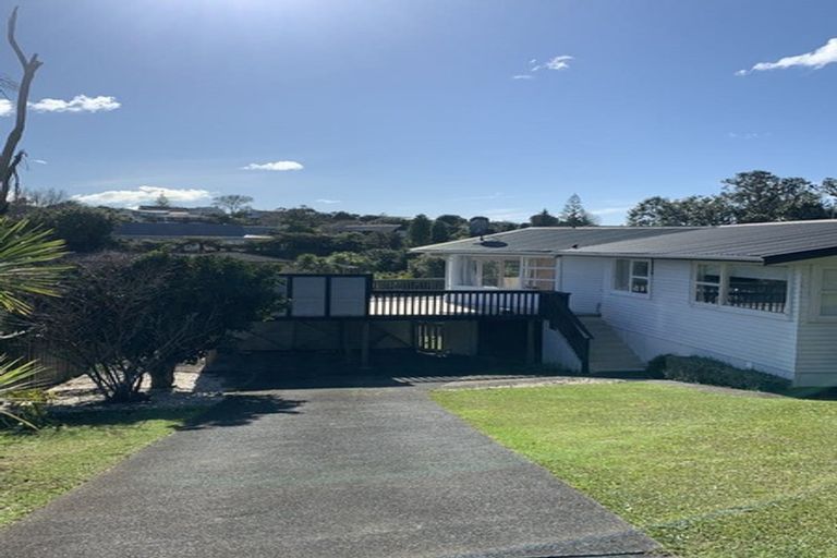 Photo of property in 27 Infidel Place, Torbay, Auckland, 0630