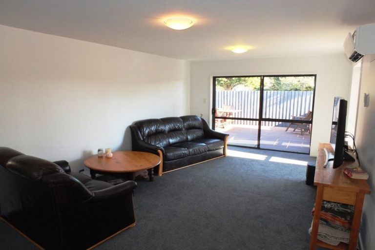 Photo of property in 2/30 Lees Road, Strowan, Christchurch, 8052