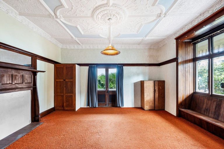 Photo of property in 65 Shakespeare Road, Bluff Hill, Napier, 4110