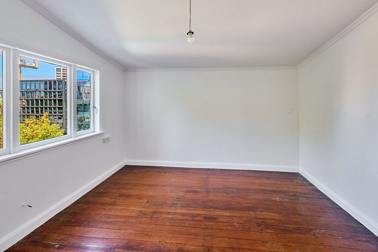 Photo of property in 81 Hill Street, Thorndon, Wellington, 6011