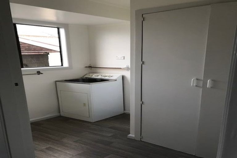 Photo of property in 22 Withells Road, Avonhead, Christchurch, 8042