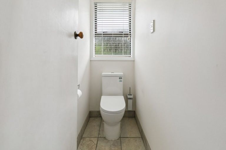 Photo of property in 365 Main Road, Tawa, Wellington, 5028