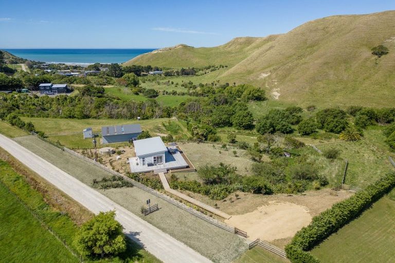 Photo of property in 422 Whangaehu Road, Porangahau, 4293