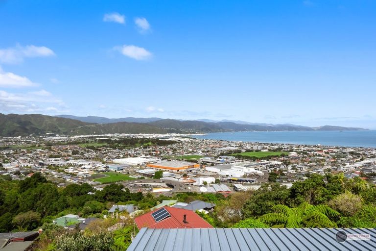 Photo of property in 92b Dowse Drive, Maungaraki, Lower Hutt, 5010