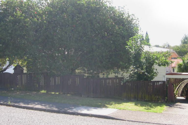 Photo of property in 80 Marlborough Avenue, Glenfield, Auckland, 0629