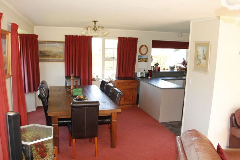 Photo of property in 44 Hunts Road, Waimate, 7978