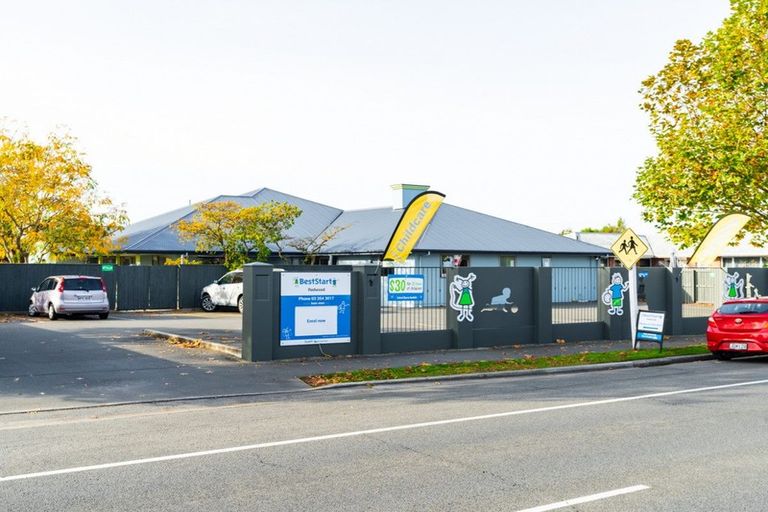 Photo of property in 23d Saunders Place, Redwood, Christchurch, 8051