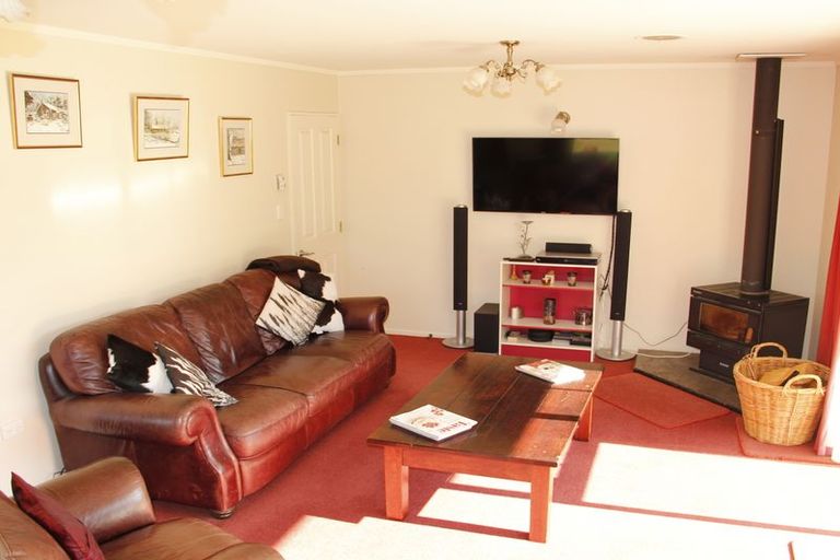 Photo of property in 44 Hunts Road, Waimate, 7978