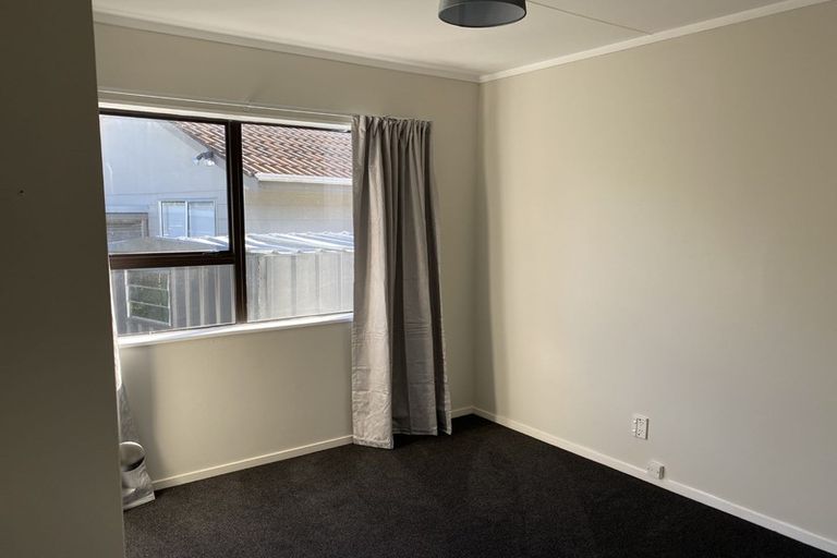 Photo of property in 3a Ruahine Street, Paraparaumu, 5032