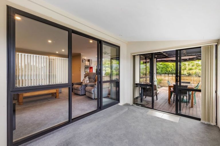 Photo of property in Caversham Park, 2/18 Caversham Road, Westmere, Whanganui, 4501