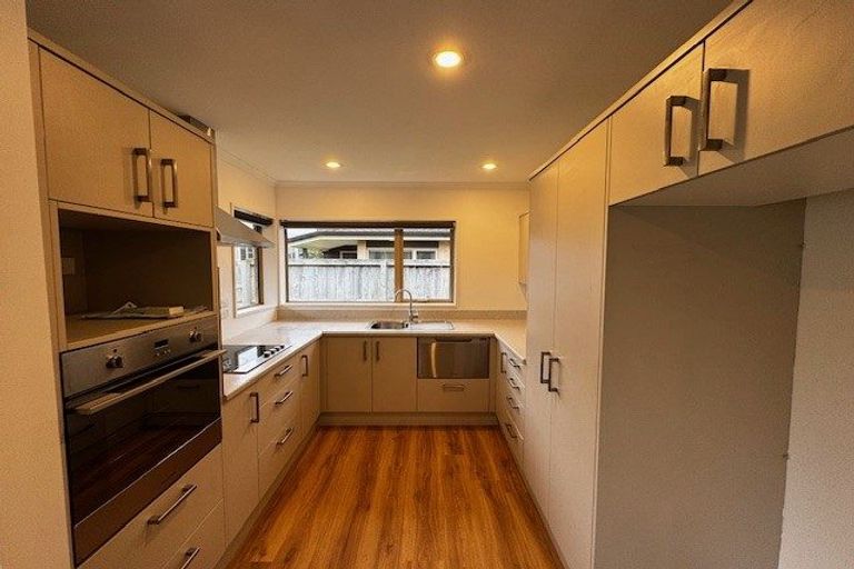 Photo of property in 3 Reeves Road, Rangiora, 7400