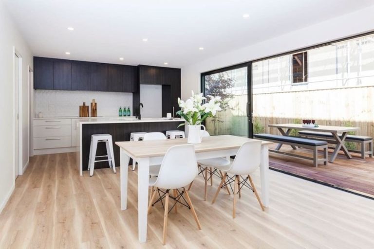 Photo of property in 4/196 Peterborough Street, Christchurch Central, Christchurch, 8013