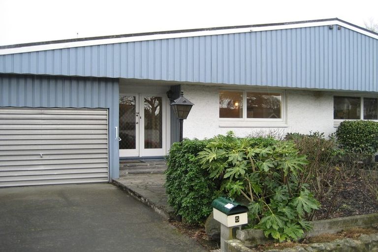 Photo of property in 5 Mcdougall Avenue, St Albans, Christchurch, 8014