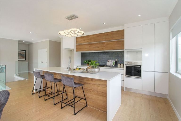 Photo of property in 17 Korihi Drive, Swanson, Auckland, 0614