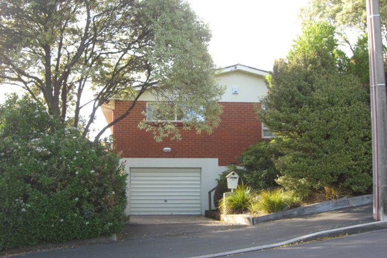 Photo of property in 18 Lynn Street, Maori Hill, Dunedin, 9010