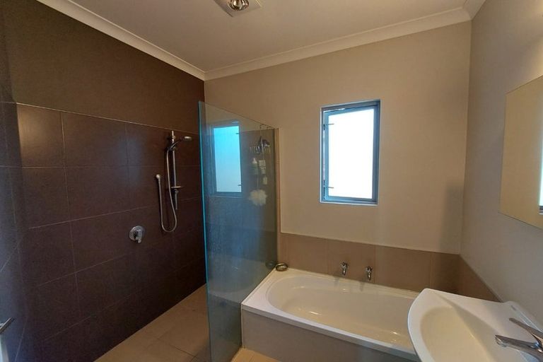 Photo of property in 6 Mission Street, Moturoa, New Plymouth, 4310