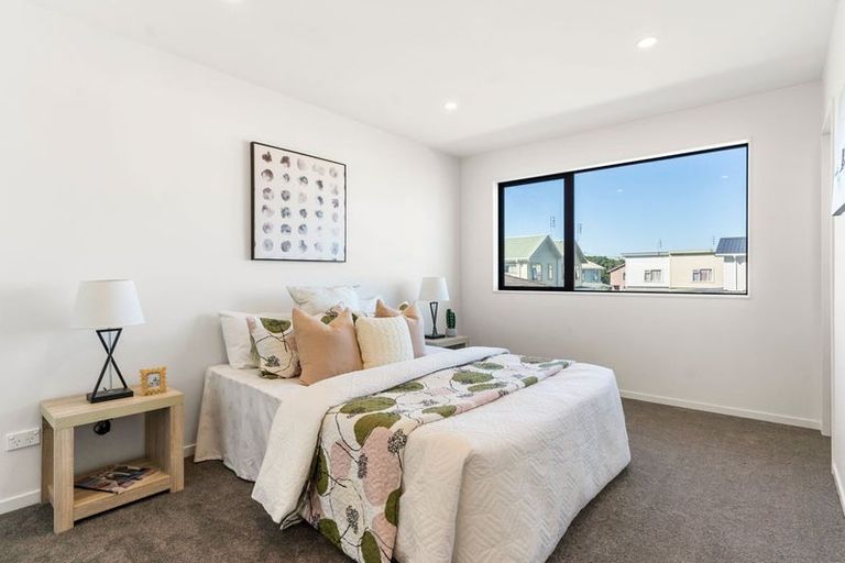 Photo of property in 52a Border Road, Henderson, Auckland, 0612