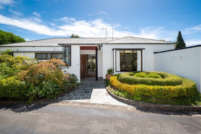 Photo of property in 3 Kopanga Road, Havelock North, 4130