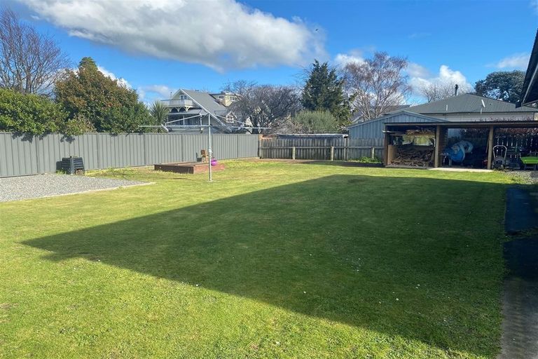 Photo of property in 3 Edward Street, Dannevirke, 4930