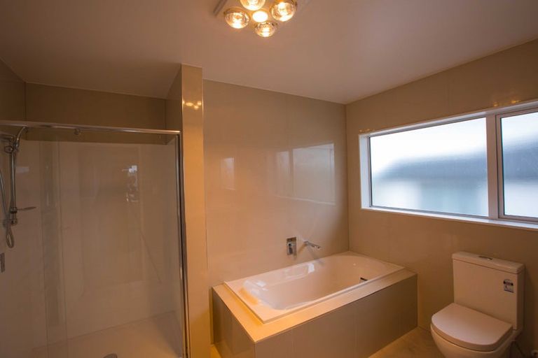 Photo of property in 36 Harvest Avenue, Orewa, 0931