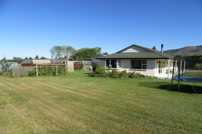 Photo of property in 44 Hunts Road, Waimate, 7978