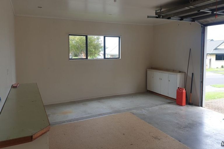 Photo of property in 12 Friesian Place, Grandview Heights, Hamilton, 3200