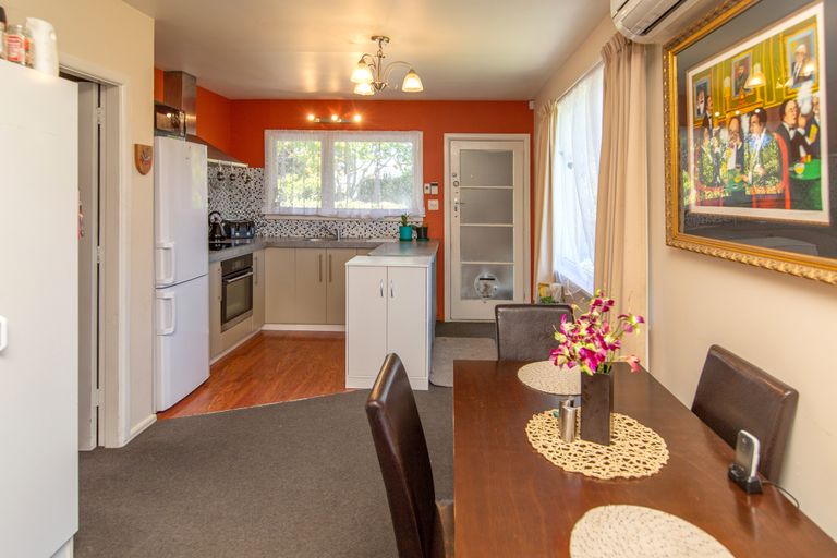 Photo of property in 63 Lochee Road, Upper Riccarton, Christchurch, 8041