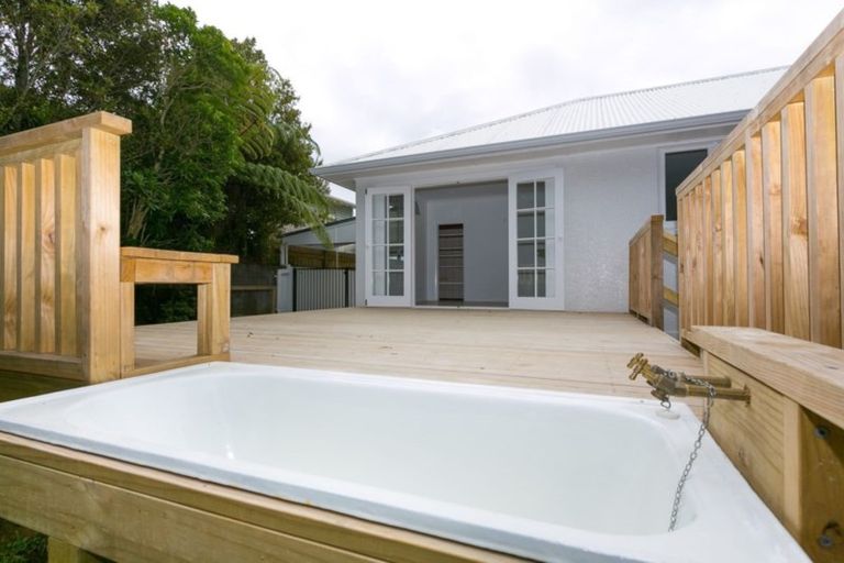 Photo of property in 7 Raniera Street, Glen Avon, New Plymouth, 4312