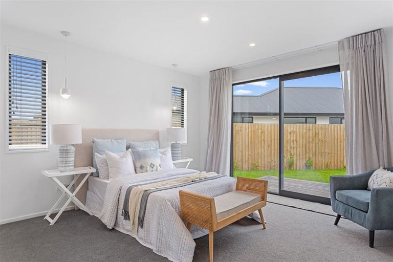 Photo of property in 22 Mcquillan Avenue, Woodend, 7610