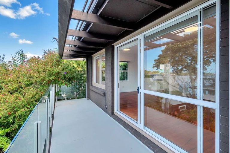 Photo of property in 1/17 Lake View Road, Takapuna, Auckland, 0622