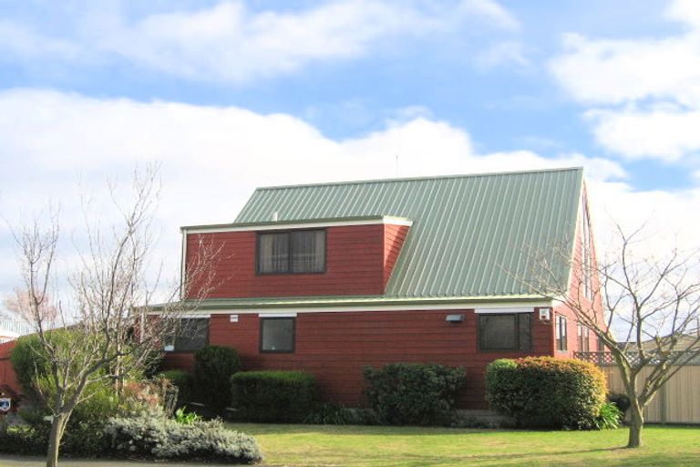 Photo of property in 18 Perry Crescent, Greenmeadows, Napier, 4112