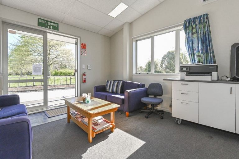 Photo of property in 150 Te Aute Road, Havelock North, 4130