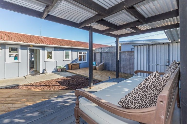 Photo of property in 3/682 Waitarere Beach Road, Waitarere Beach, Levin, 5510