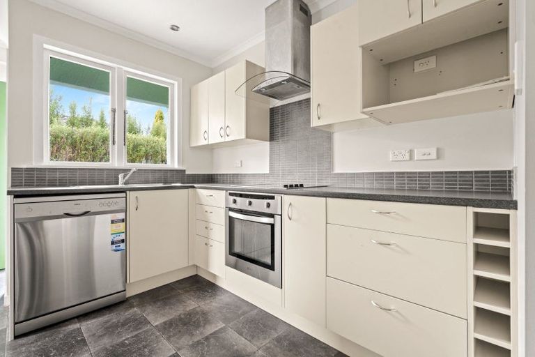 Photo of property in 468 High Street South, Carterton, 5713