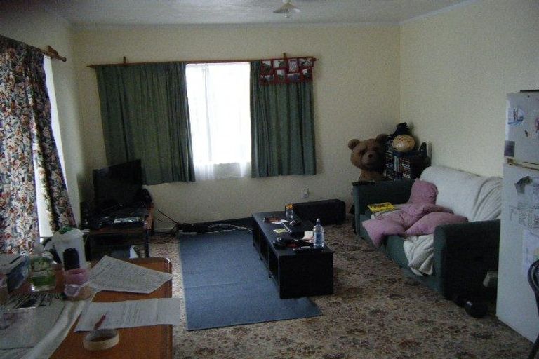 Photo of property in 92 Arahura Crescent, Waitangirua, Porirua, 5024