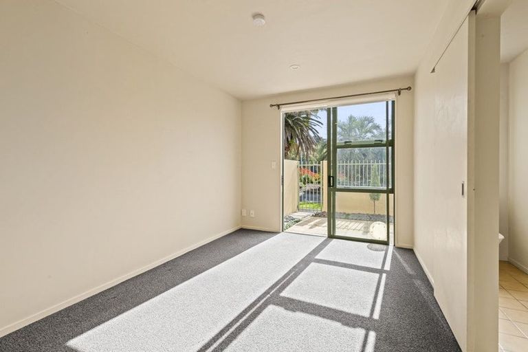 Photo of property in 2/595 Laurie Southwick Parade, Gulf Harbour, Whangaparaoa, 0930