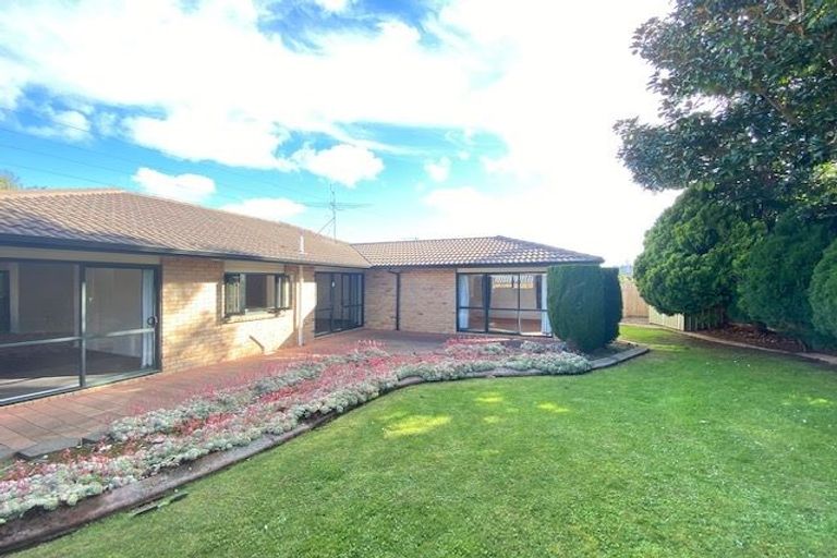 Photo of property in 12 Sample Road, Albany, Auckland, 0632