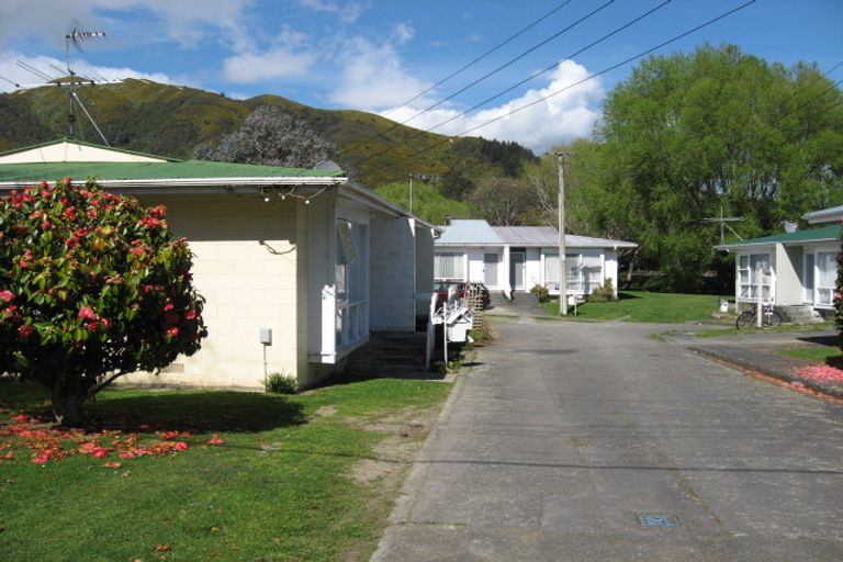 Photo of property in 9/34 Rossiter Avenue, Waterloo, Lower Hutt, 5011