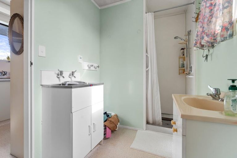 Photo of property in 12 Sussex Street, Masterton, 5810